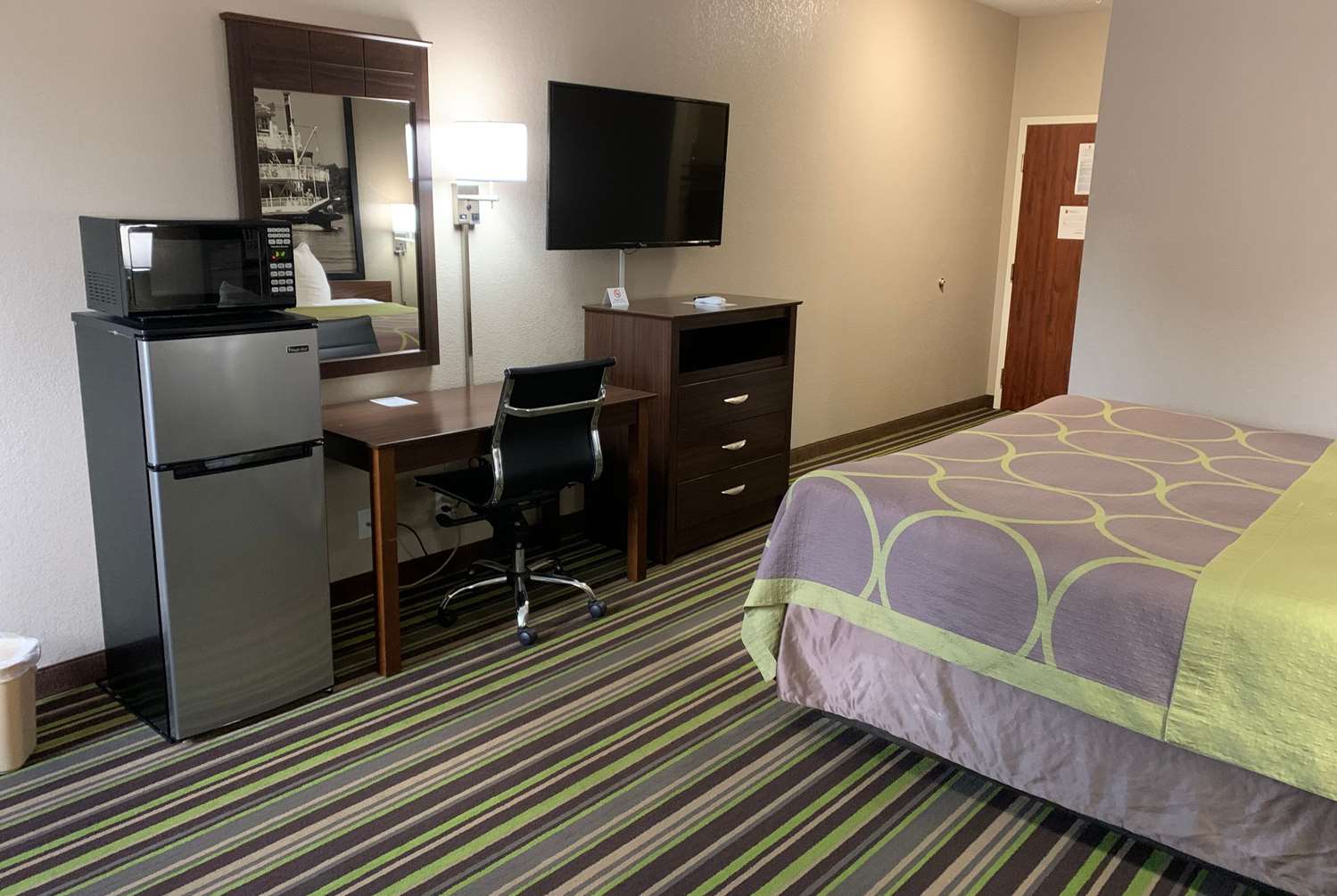 Harmony Hotel Hernando 13/35