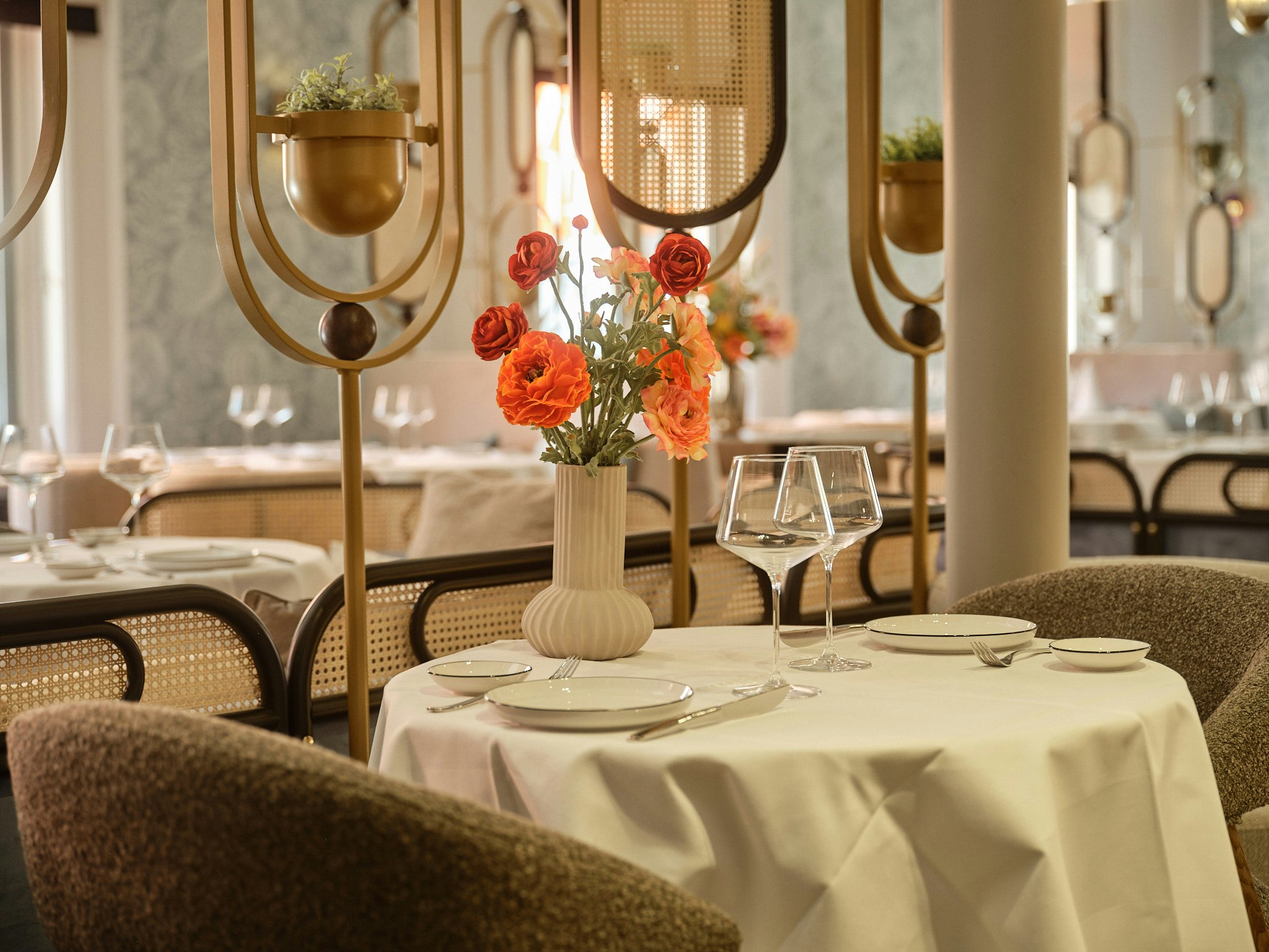 The Manor Amsterdam 46/57