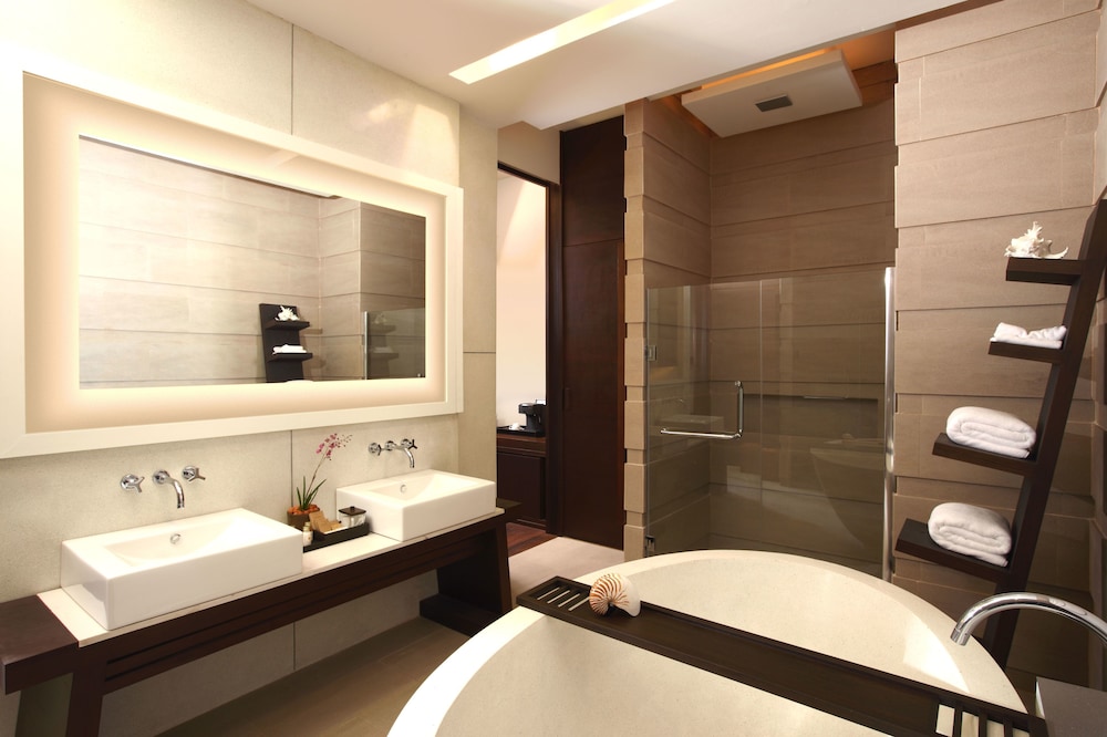 Cape Nidhra Hotel Hua Hin 11/66