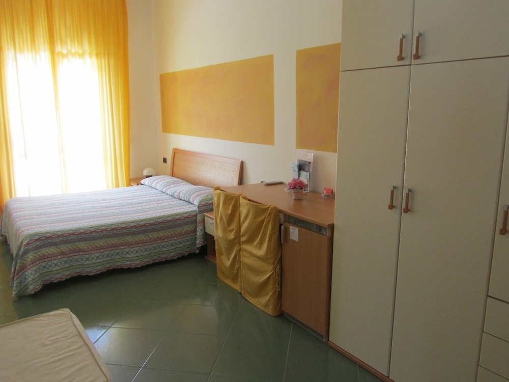 Hotel Ristorante Silvestrino 12/45