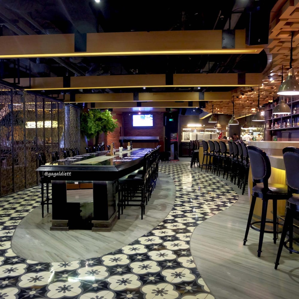 Whiz Prime Kelapa Gading 65/71