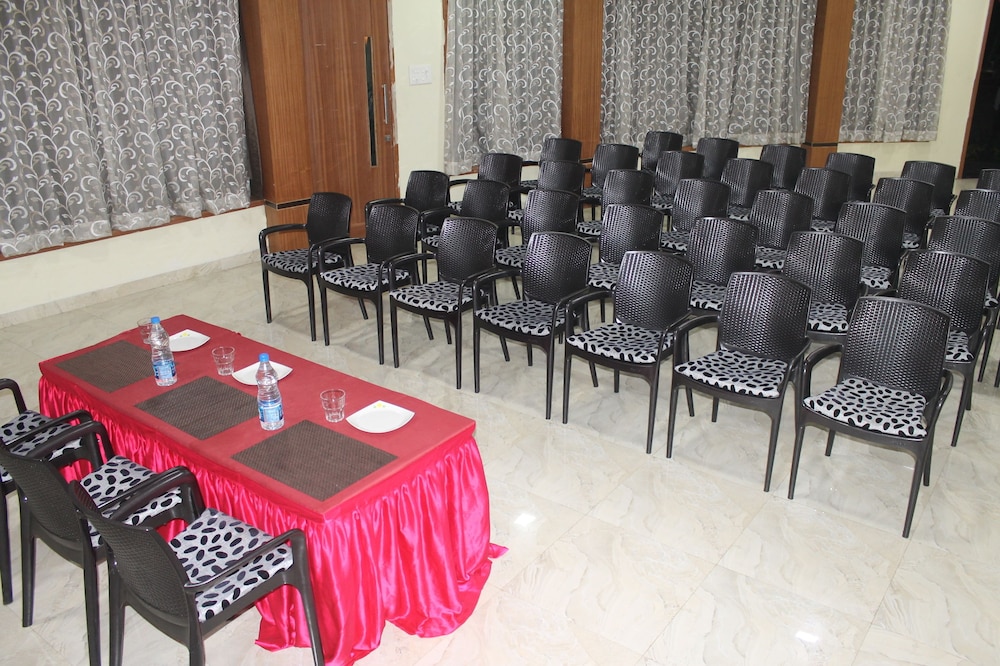 Hotel Tapovan 18/27