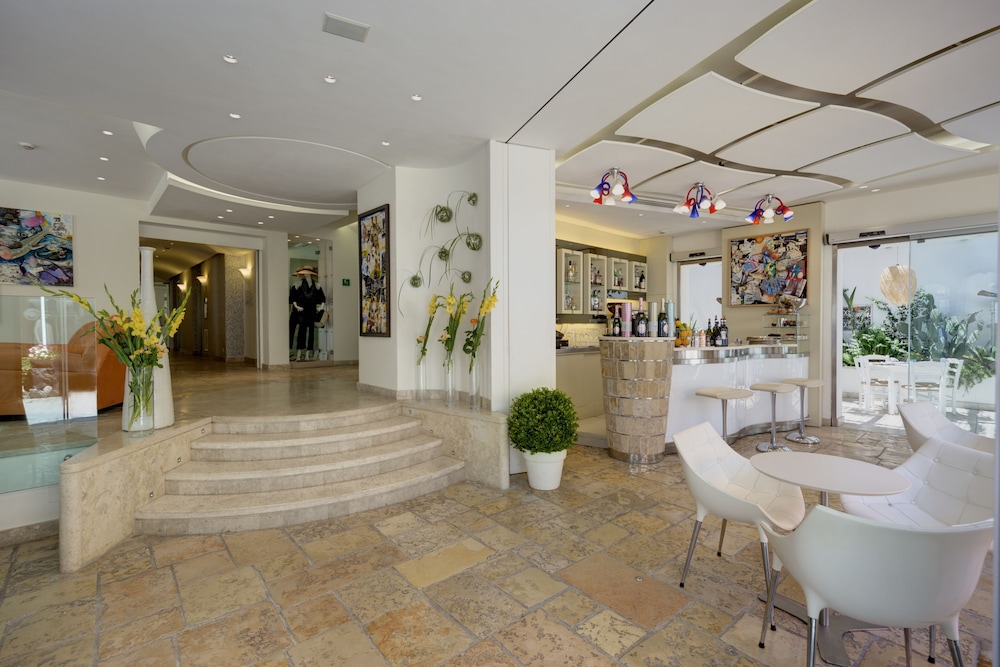 Villa Blu Capri Hotel 7/68