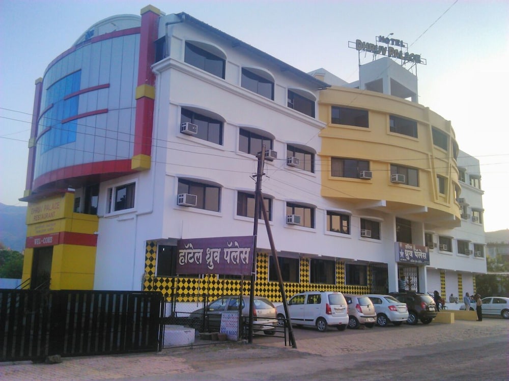 Hotel Dhruv Palace 43/47