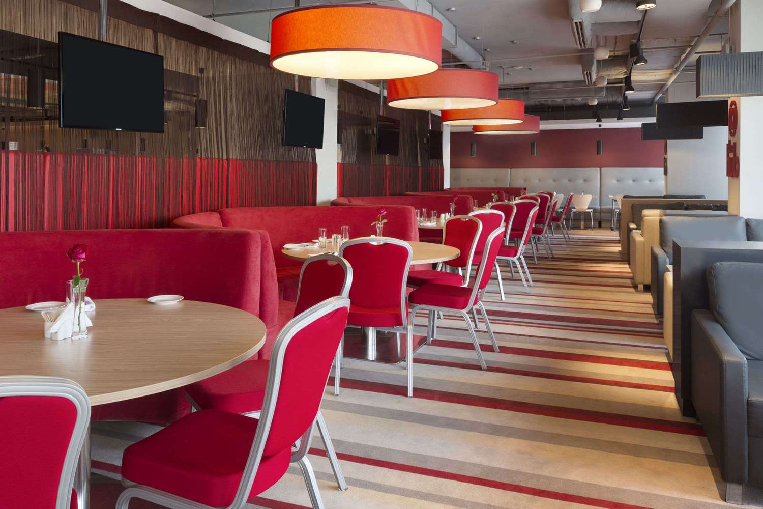Ramada Encore by Wyndham Kyiv 15/22