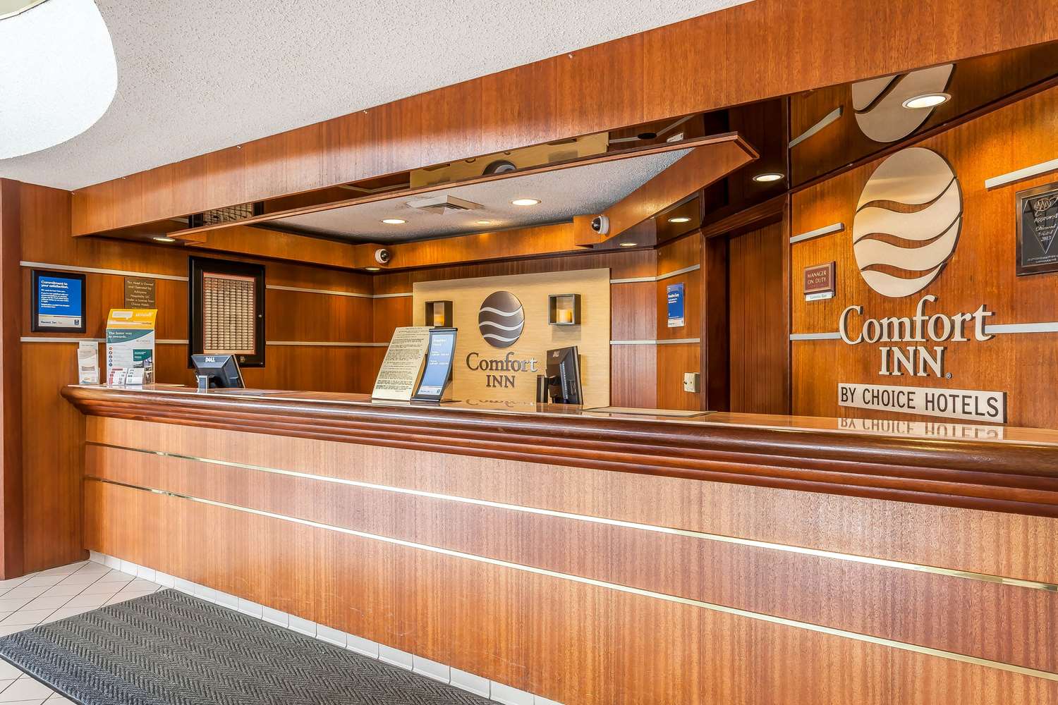 Comfort Inn Cleveland Airport 2/13