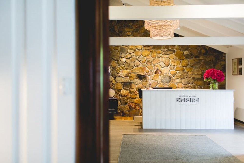 EMPIRE SPA RETREAT 4/49