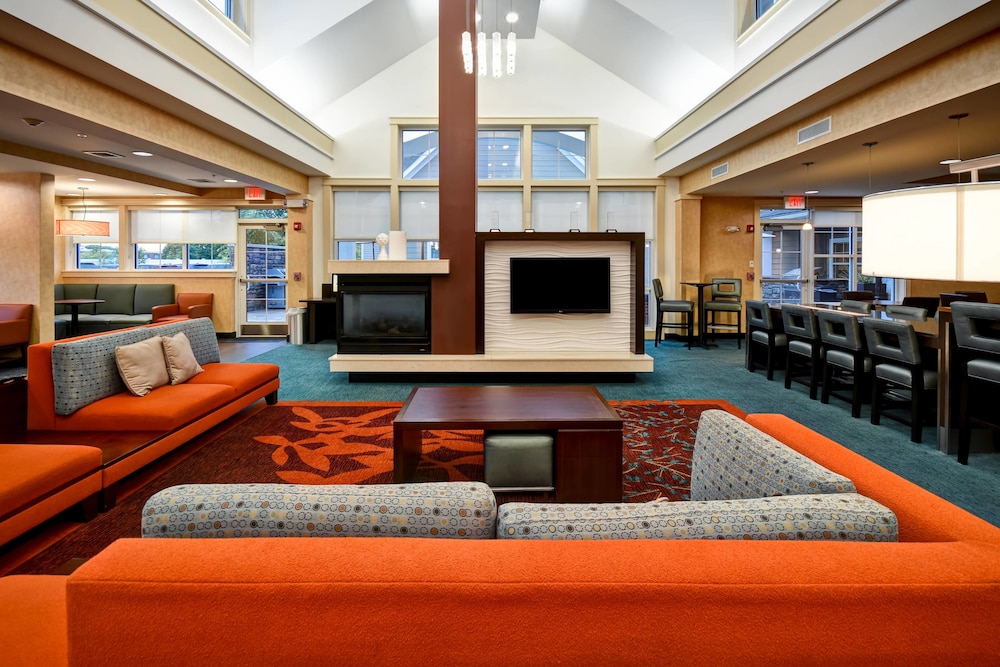 Residence Inn Springfield Chicopee 33/38