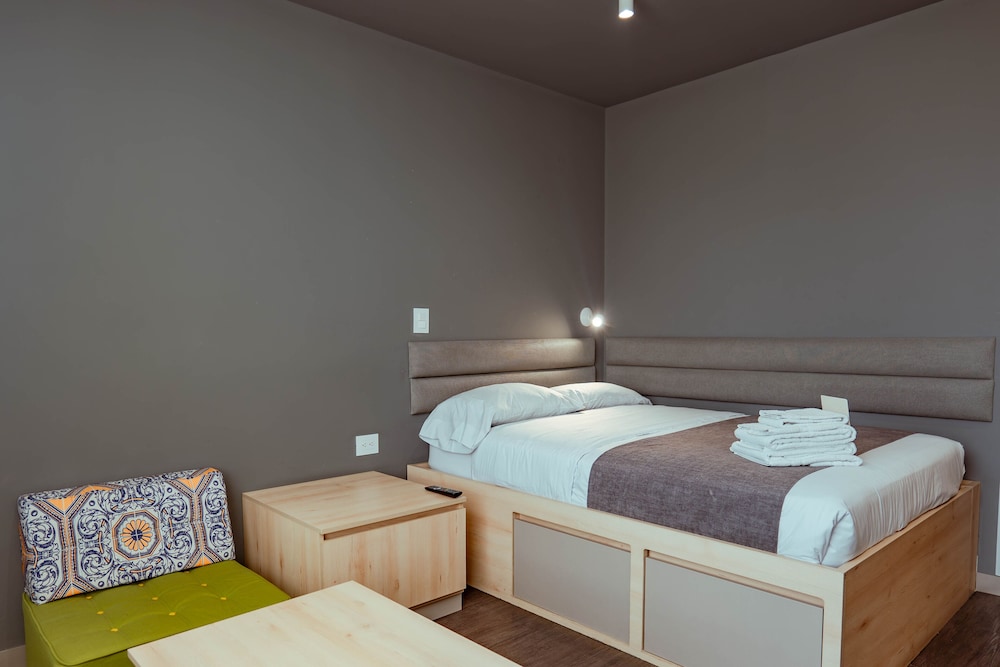 UMA Suites Chia 18/57