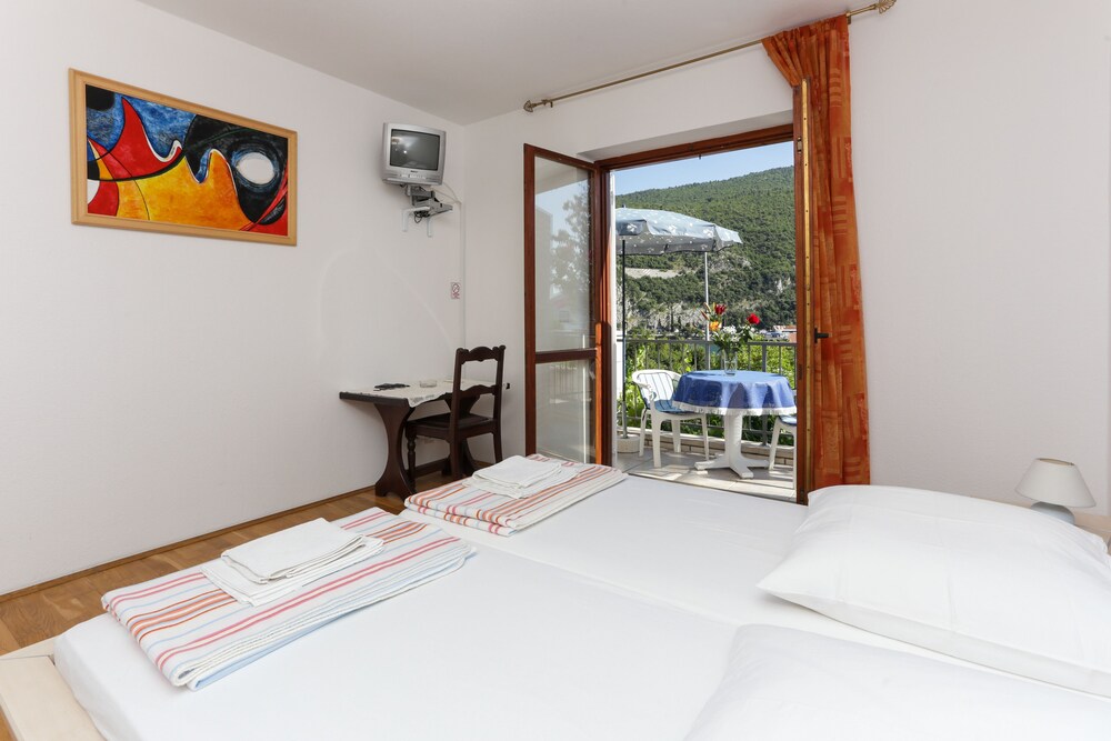 Villa Celenca 24/62