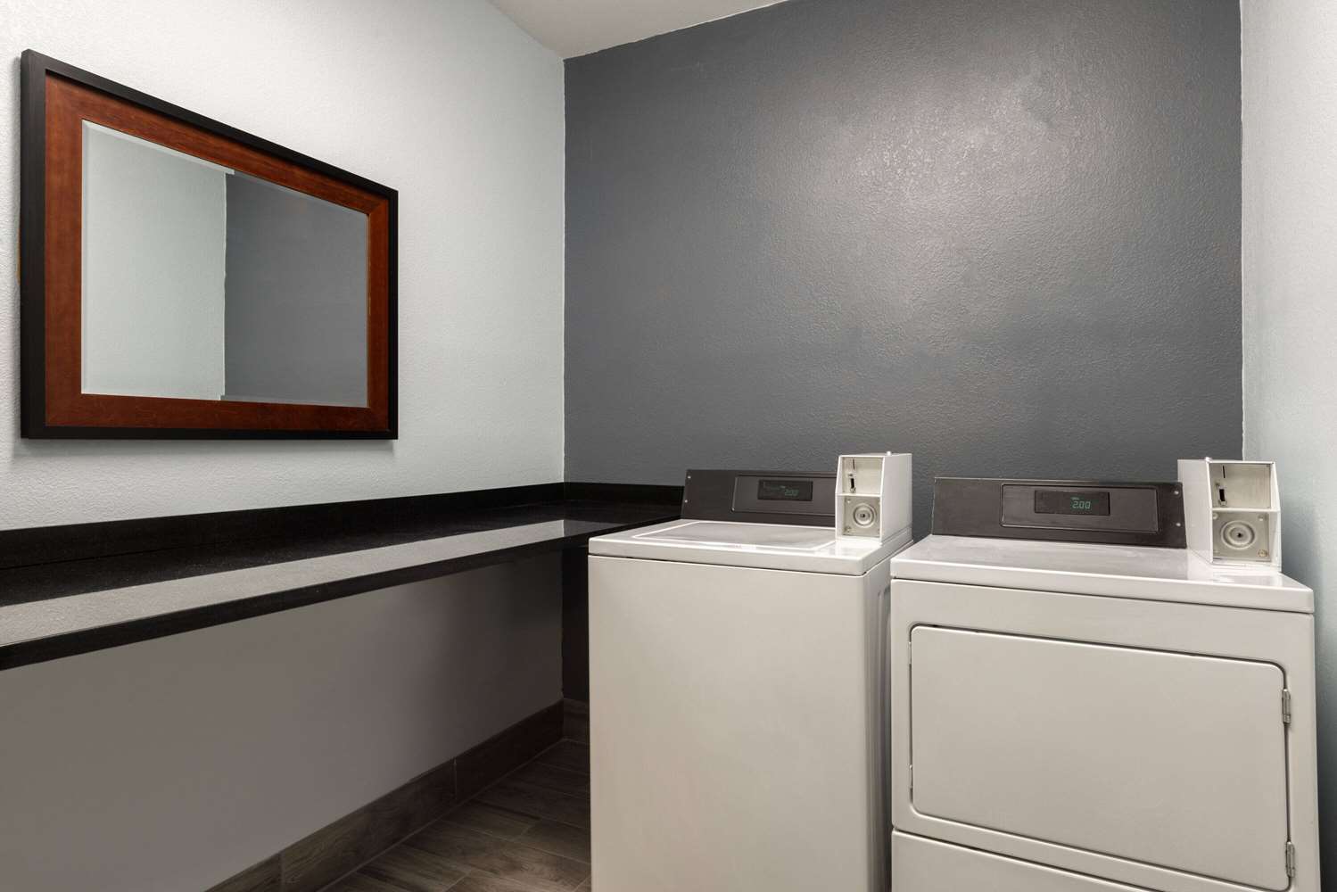 Days Inn & Suites by Wyndham Tucson/Marana 6/39