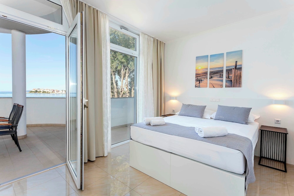 2 BEDROOMS, SUPERIOR, QUADRUPLE, SEA VIEW, BALCONY