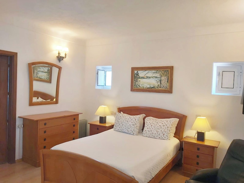 Studio, Double Bed