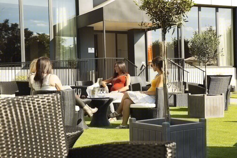 Executive Hotel Paris 39/46