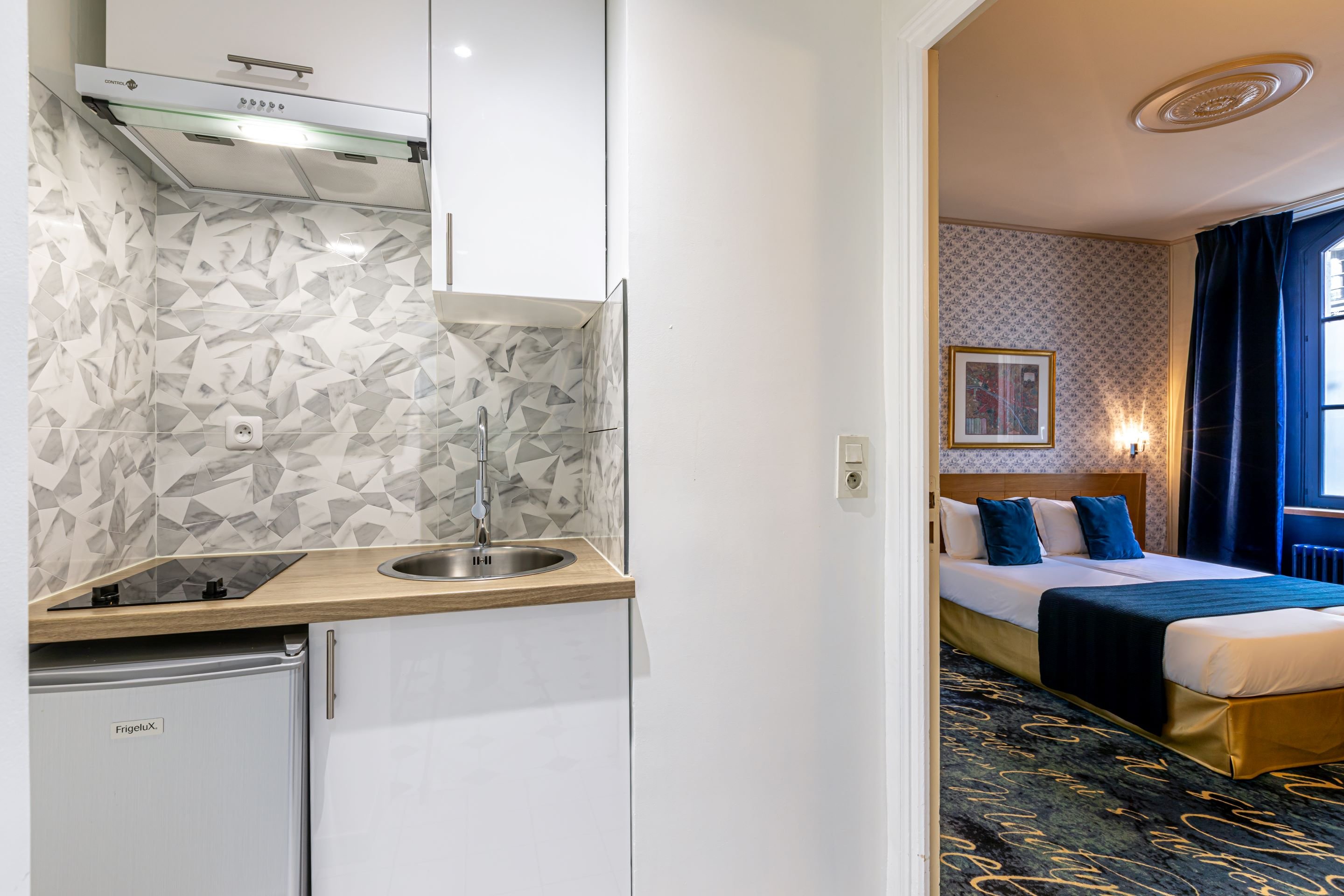 Hotel Romance Malesherbes By Patrick Hayat Formerly Romance Malesherbes 66/66
