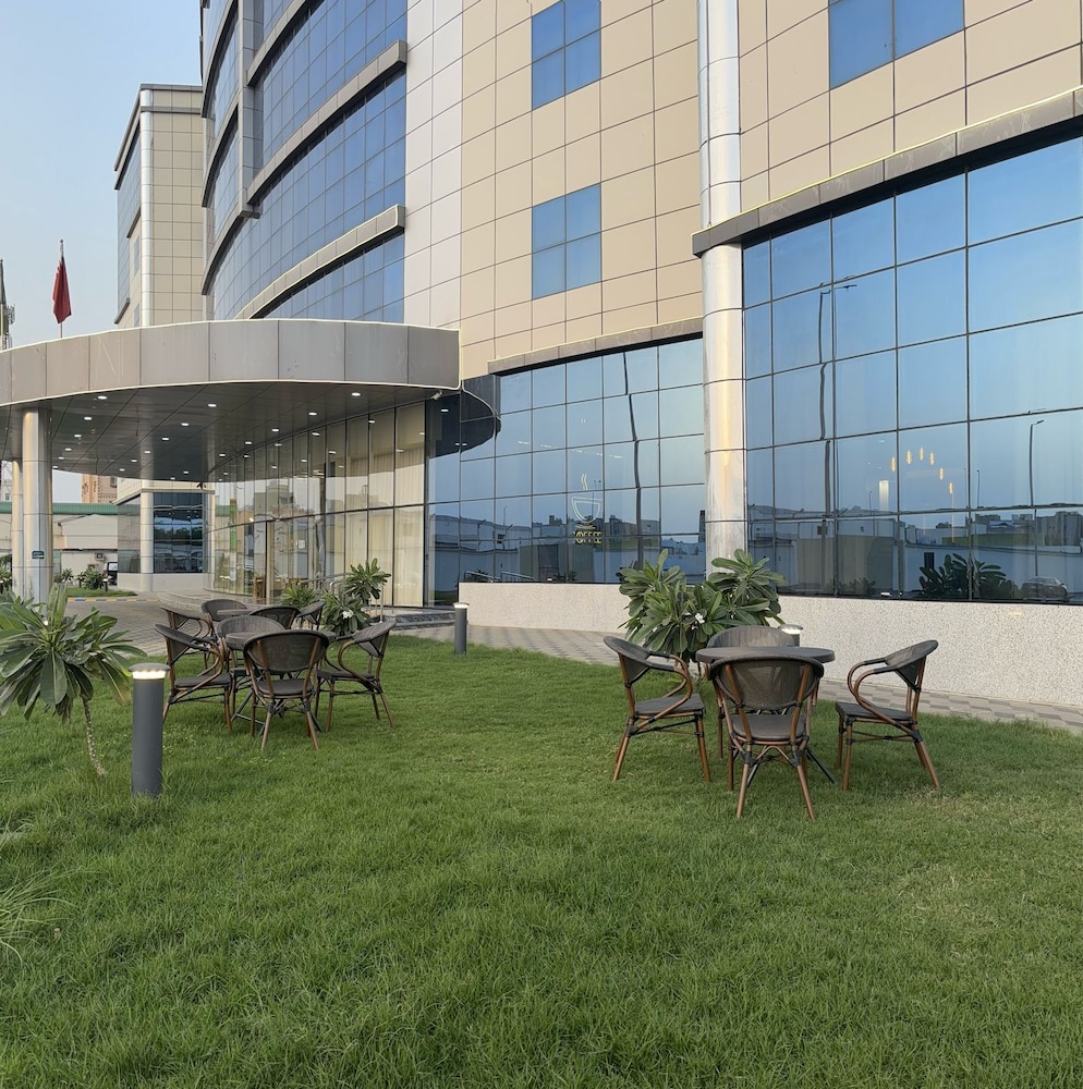 Al Mada Arabia Hotel 68/72