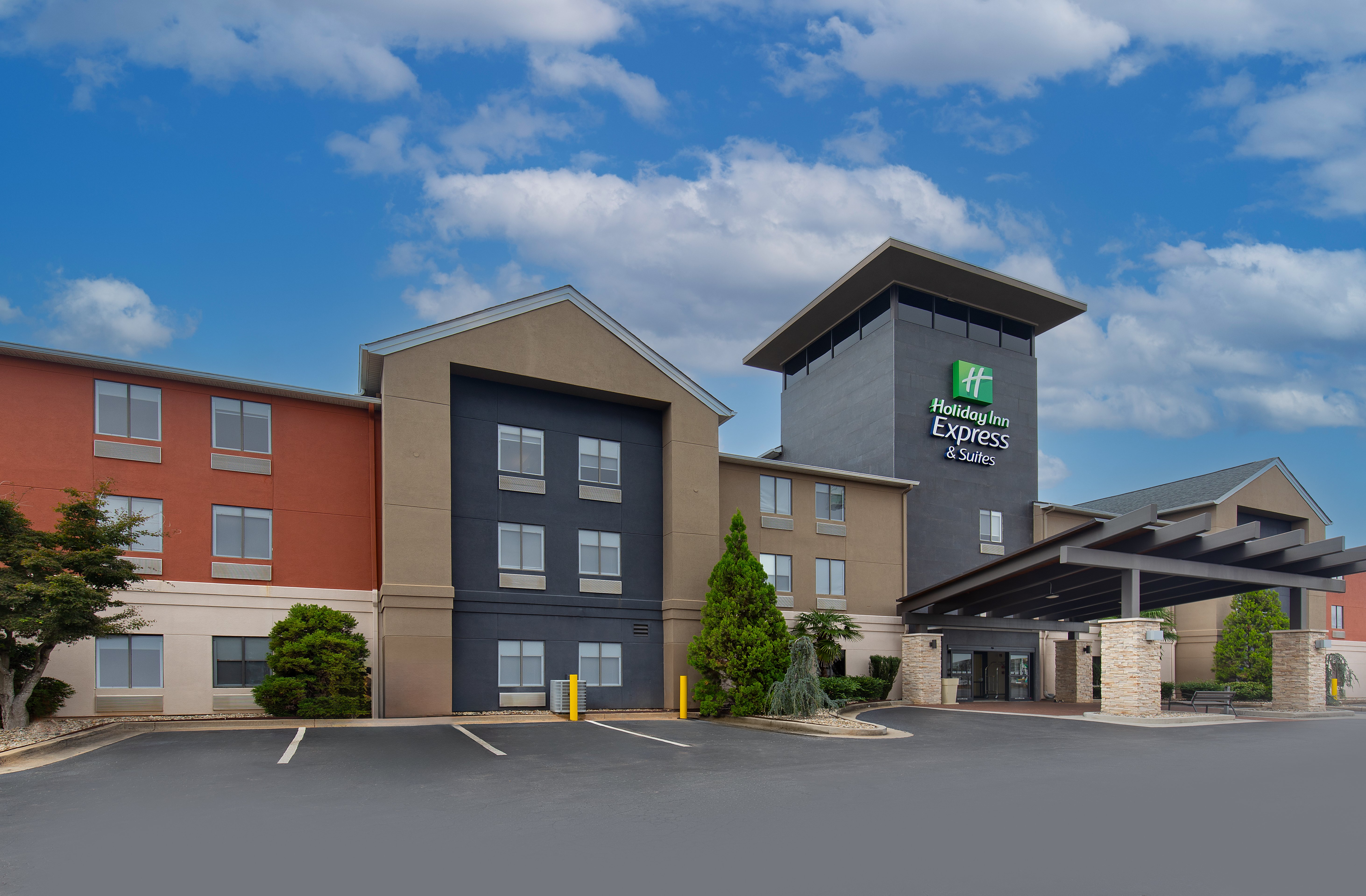 Holiday Inn Express And Suites Locust Grove 1/30