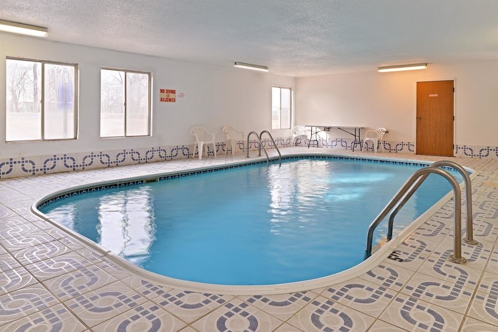 Americas Best Value Inn Beardstown 3/16