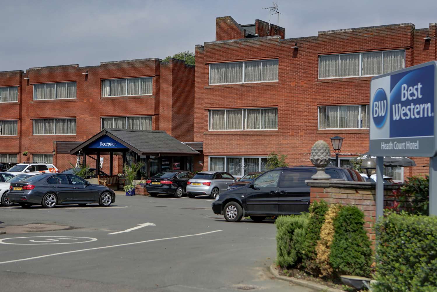 Best Western Heath Court Hotel 51/56