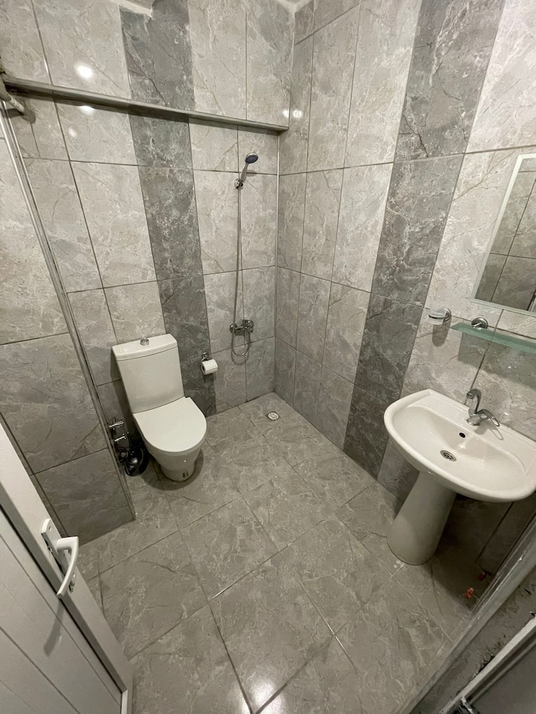 Denizhan Otel 48/50