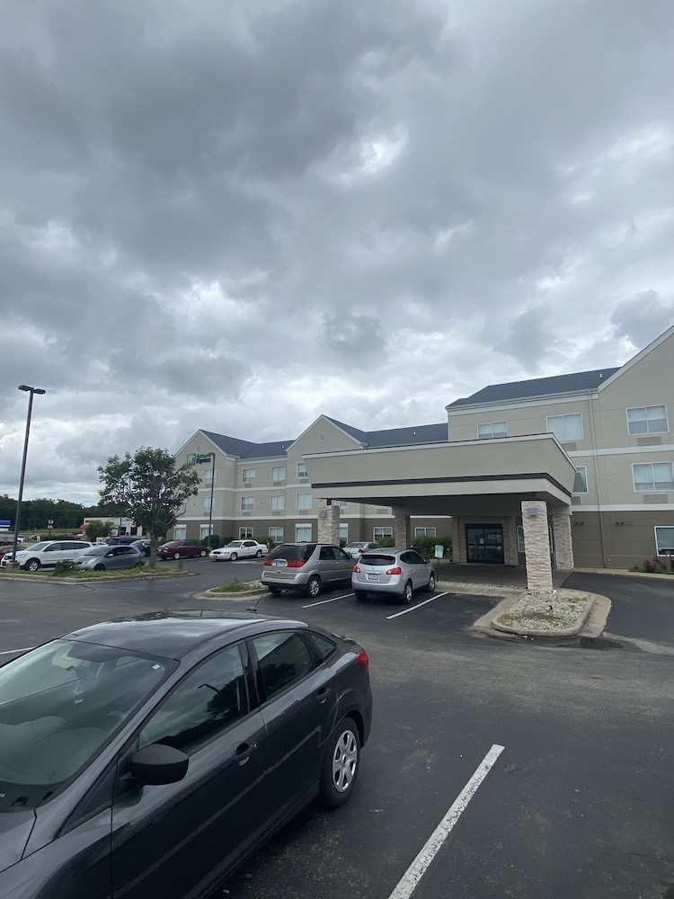 Holiday Inn Express Princeton 40/40