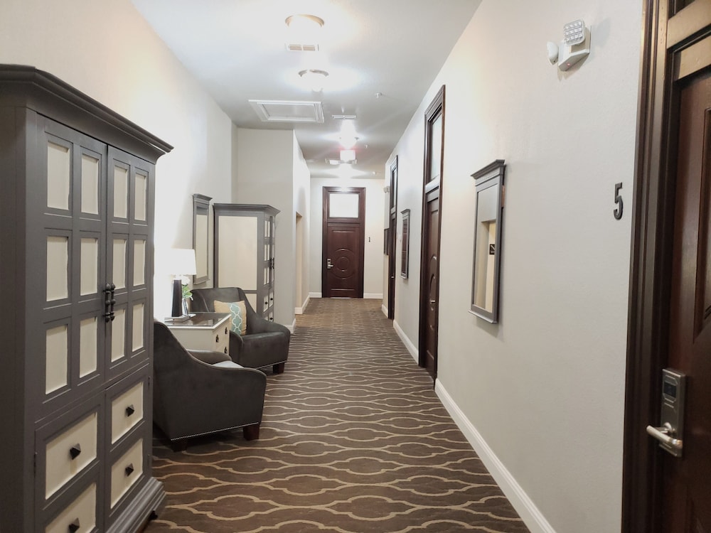 The Dilworth Inn Suites 29/46