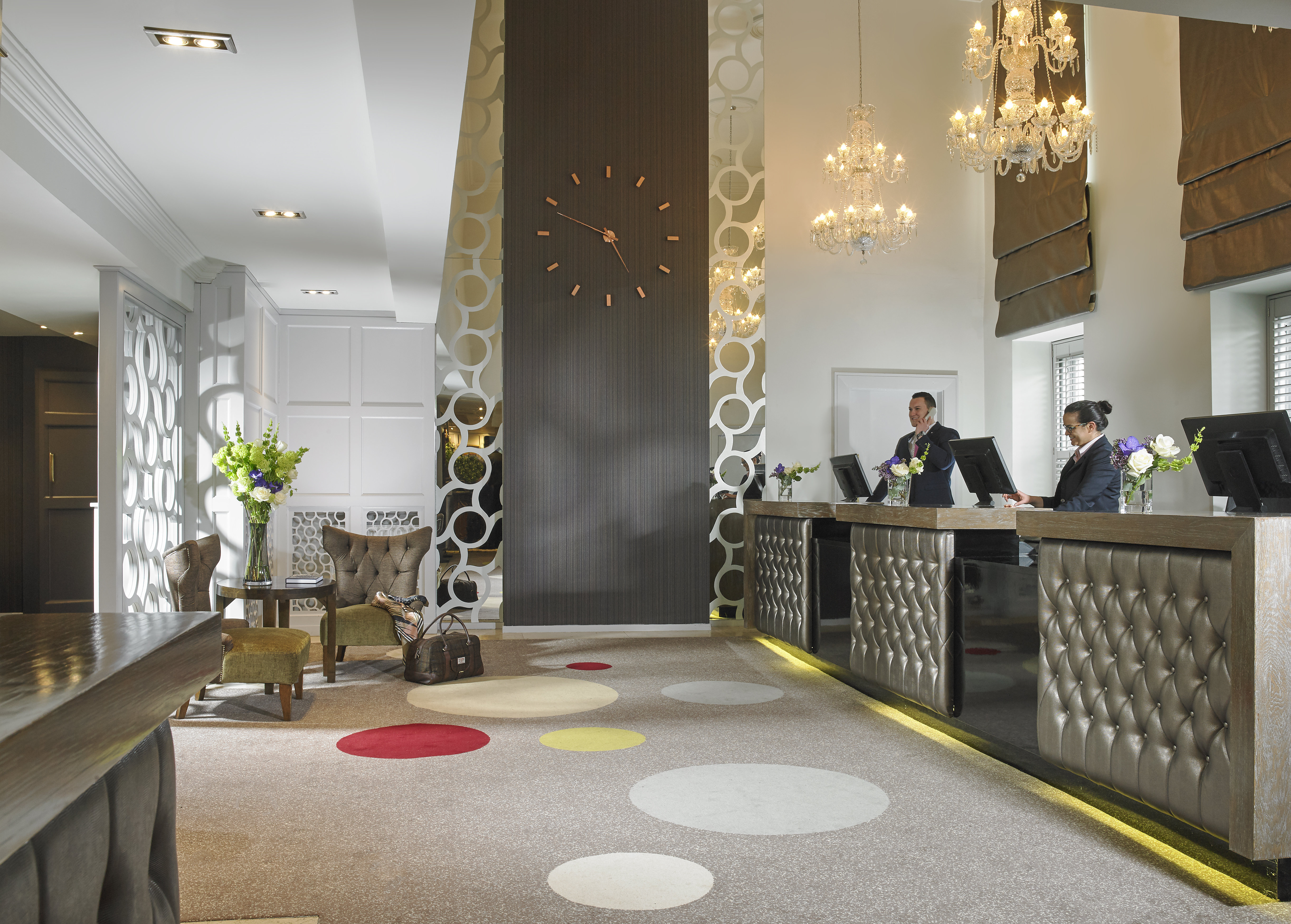 Castlecourt Hotel 8/54