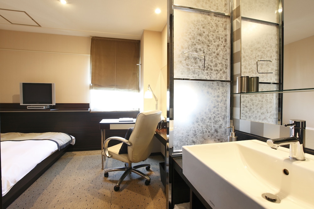 My Hotel Ryugu 24/52