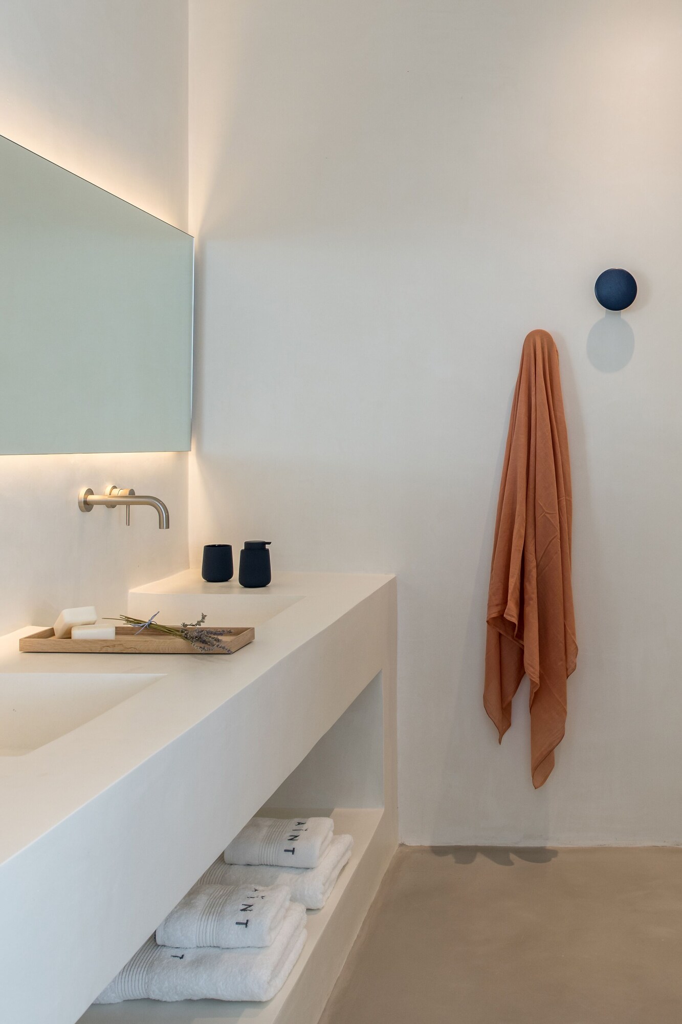 MAJESTIC, SUITE, PLUNGE POOL