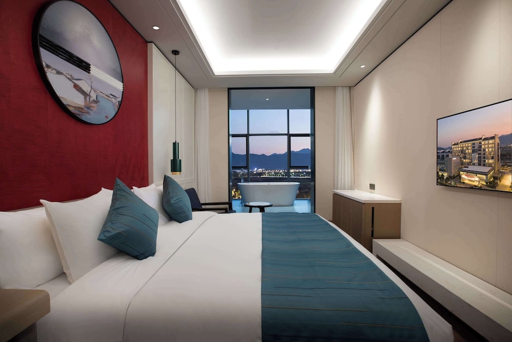 Ramada by Wyndham Huangshan North 6/28