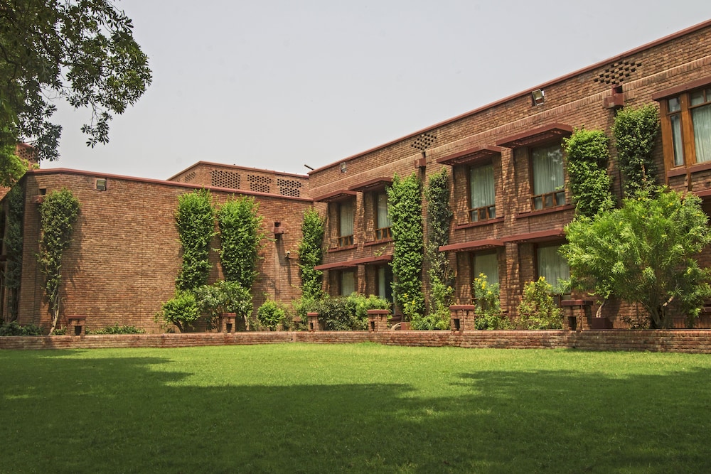 surroundings