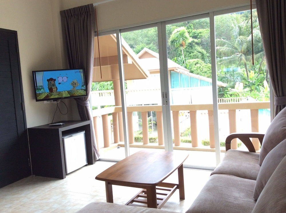 Sakoo Valley Naithon Beach 26/50