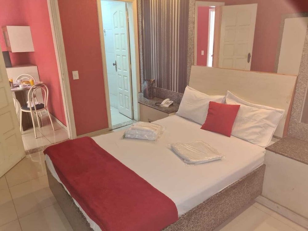 OYO Nobs Hotel, Sao Joao de Meriti 14/39