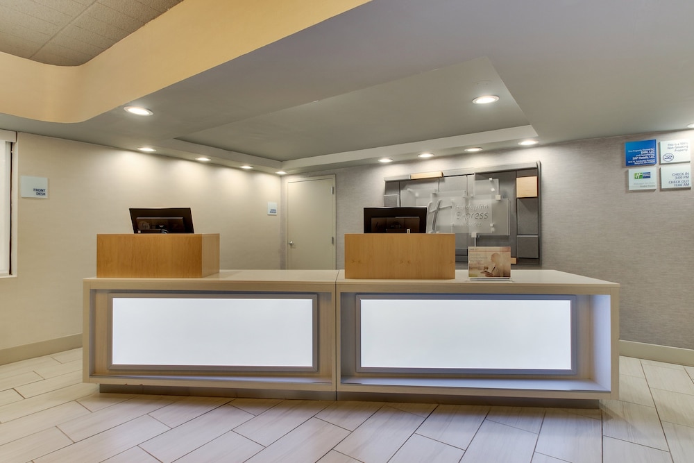 HOLIDAY INN EXPRESS PITTSTON SCRANTON AIRPORT 9/54