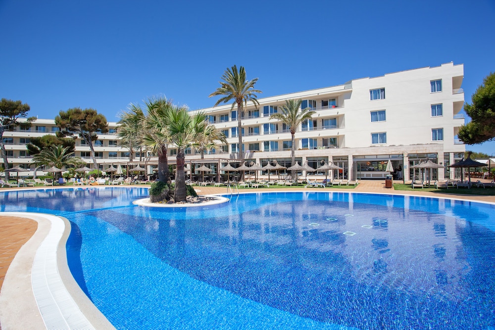 Grupotel Natura Playa 16/32