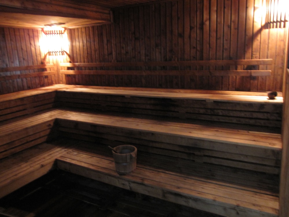 Ebina House 38/60