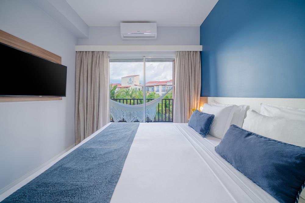 Acqua Beach Park Resort 5/50