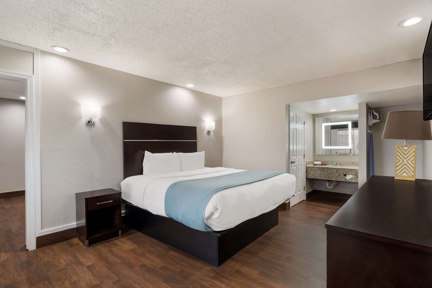 Laredo Hotel 10/18