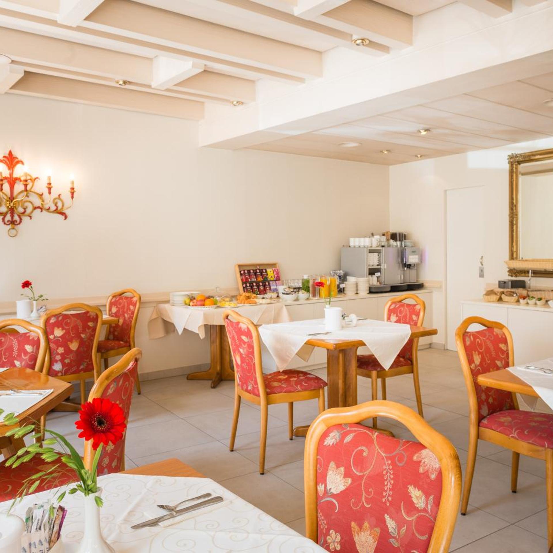 Hotel Bodensee GmbH 35/50