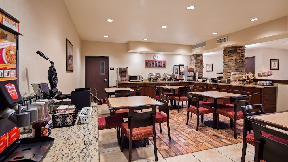 Days Inn by Wyndham Coffeyville 44/63