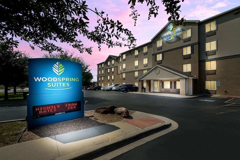 WoodSpring Suites Fort Worth Fossil Creek 51/58