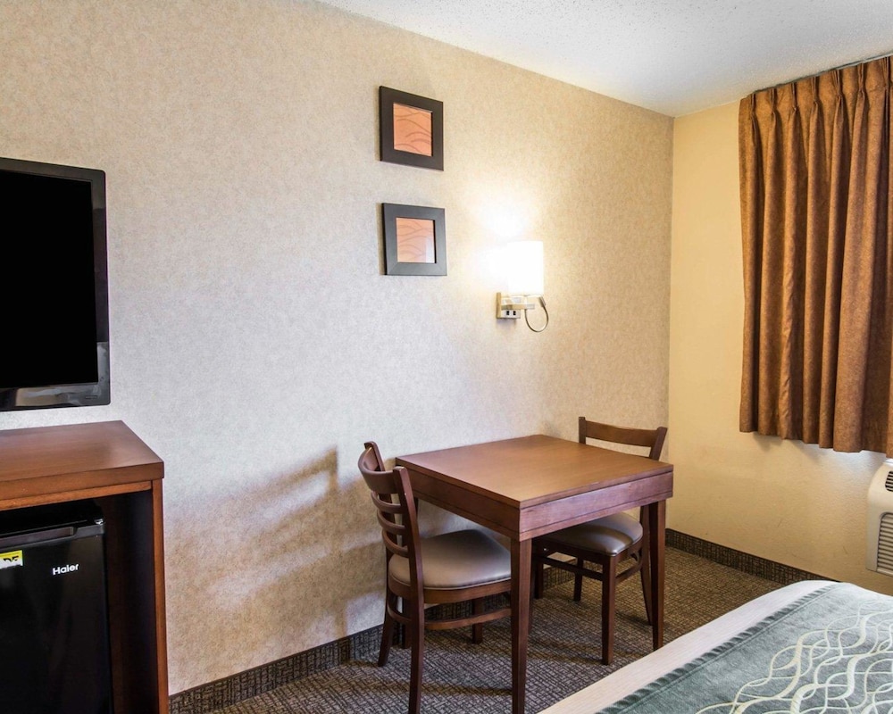 Quality Inn Lewiston 24/33