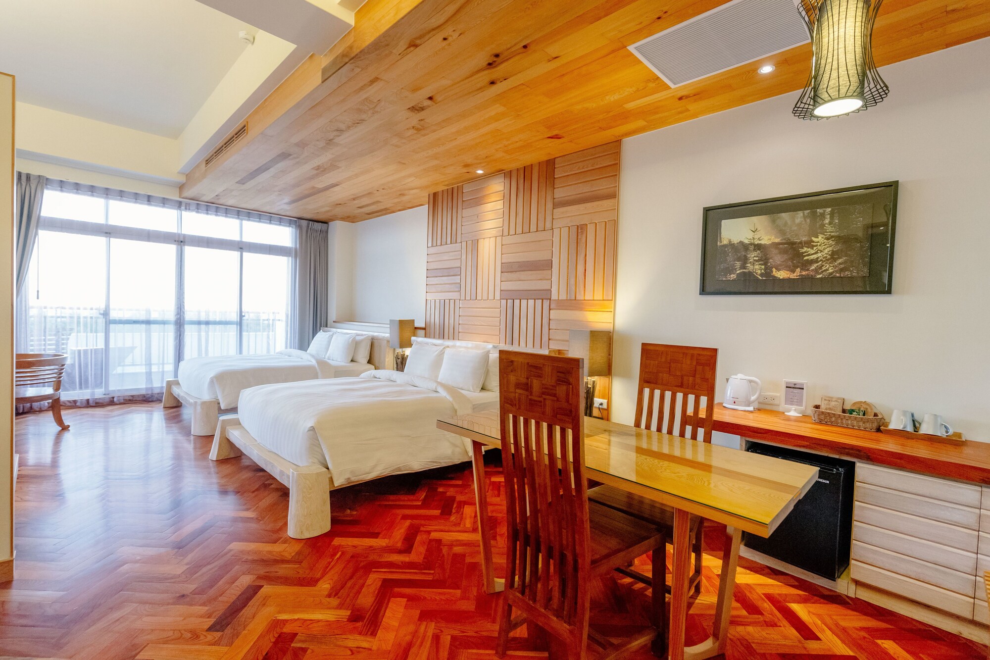 DELUXE, QUADRUPLE, 2 DOUBLE BEDS, SEA VIEW