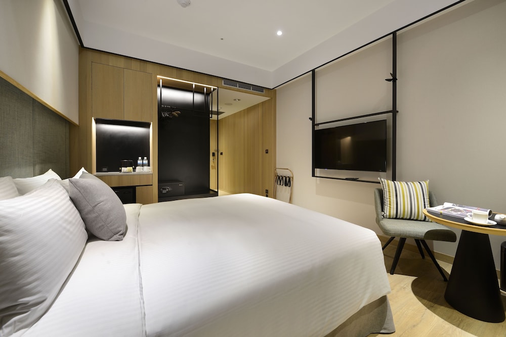 Evergreen Palace Hotel Chiayi 10/50