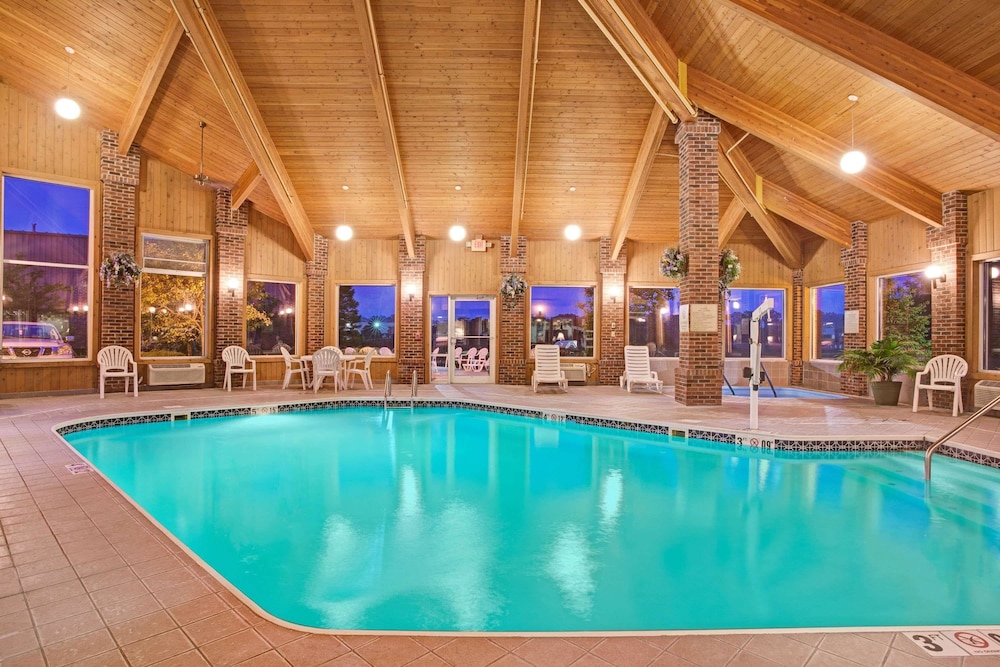 Baymont By Wyndham Indianapolis, IN 1/26