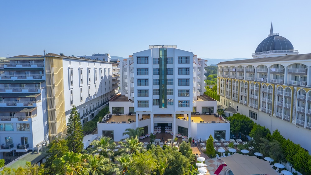 Stella Beach Hotel 2/62