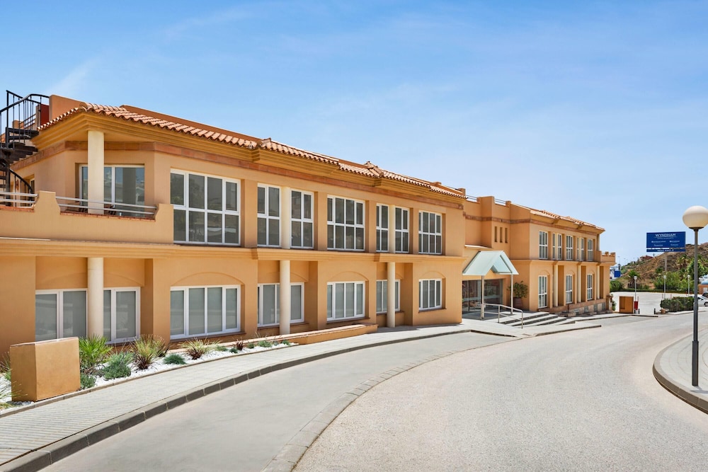 Ramada Hotel and Suites By Wyndham Costa Del Sol 8/75