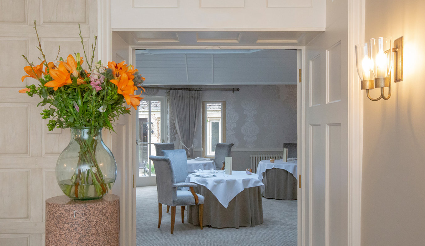 Lords Of The Manor Hotel 20/25