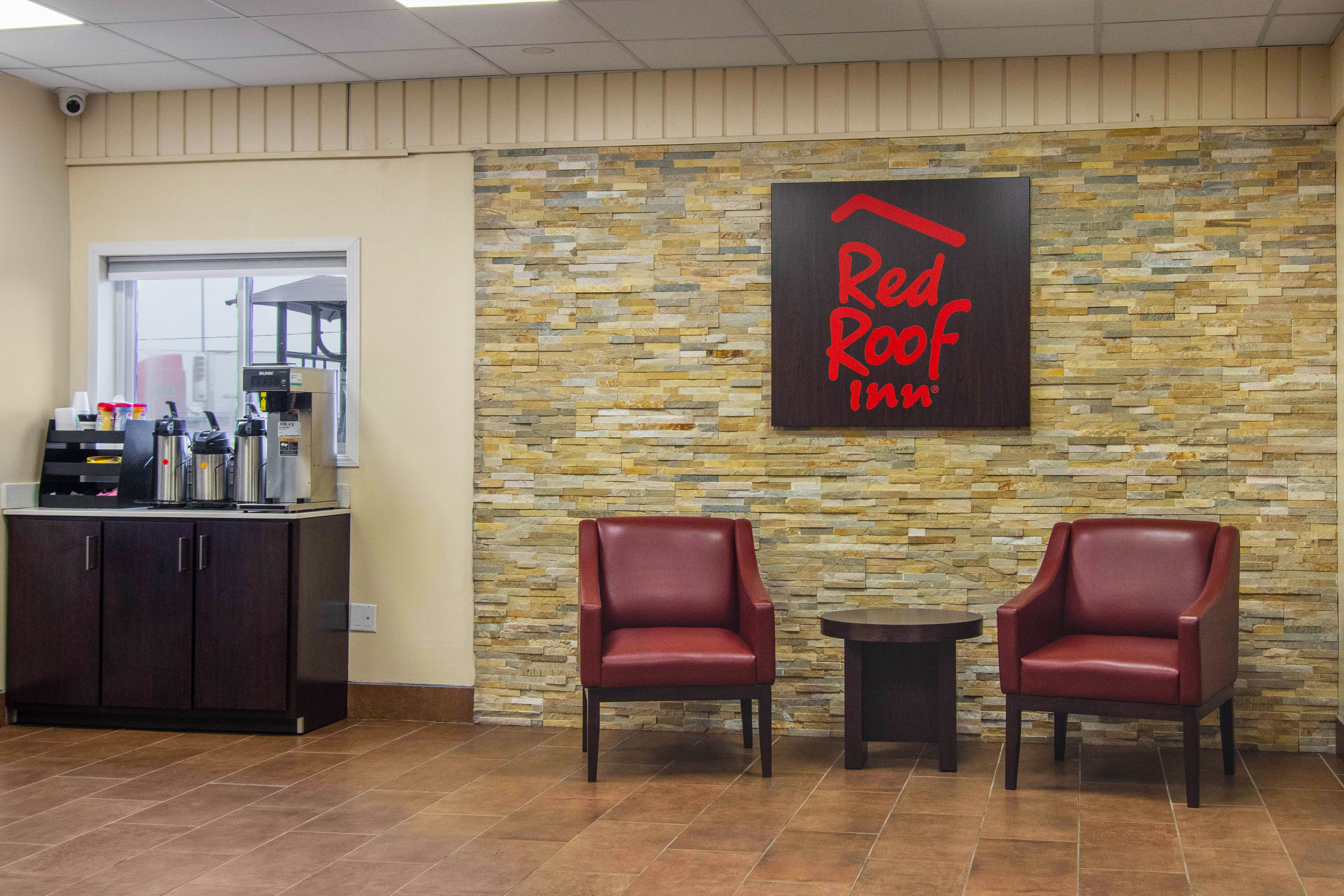 Red Roof Inn Perrysburg 11/18