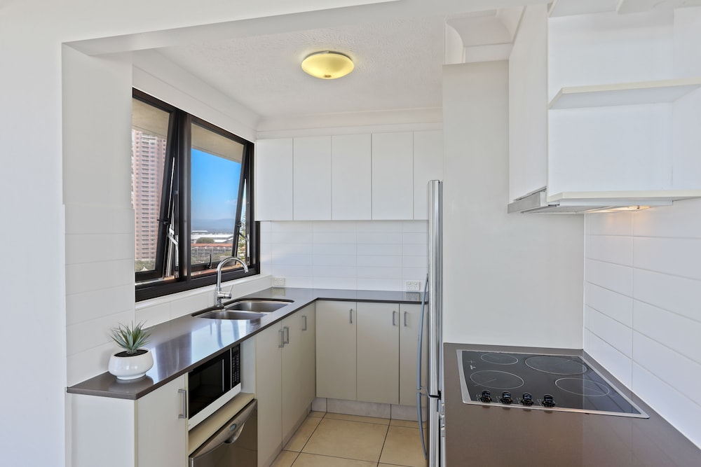 Boulevard North Holiday Apartments 29/77
